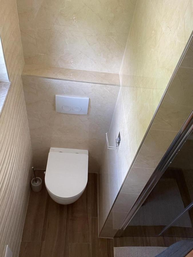 Apartman Nature Zvecanje Luaran gambar